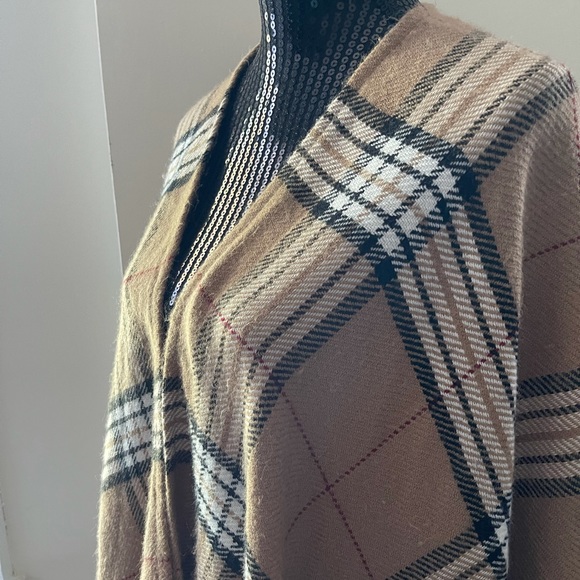 Plaid Tassel Shawl Wrap O/S - Picture 5 of 8